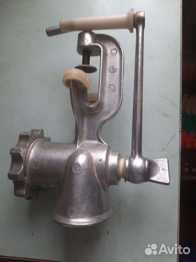 Мясорубка ручная СССР чугунная