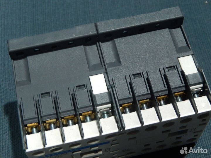 Реверсивная сборка контакторная LC2K0910B72 24V 3P