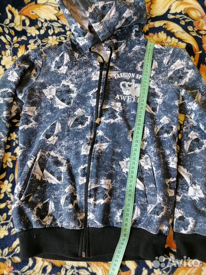 Спортивный костюм