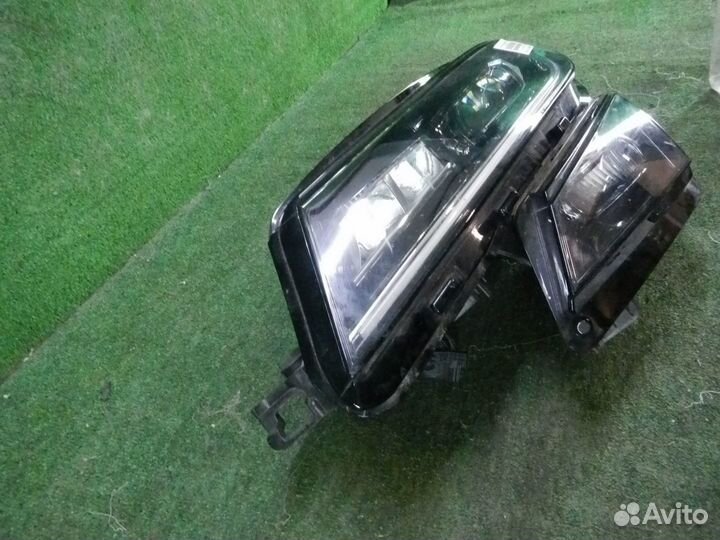 Фара левая Skoda Kodiaq