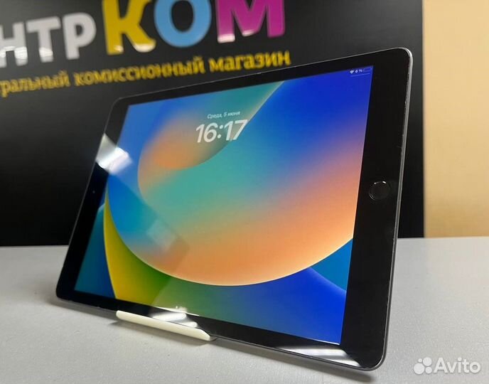 Планшет Apple iPad 2019 32GB