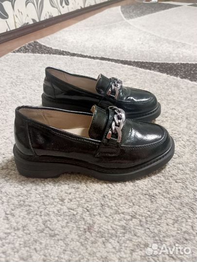 Лоферы женские 36 размер