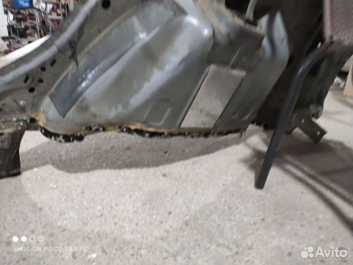 Крыло левое, четверть задняя Форд куга 2