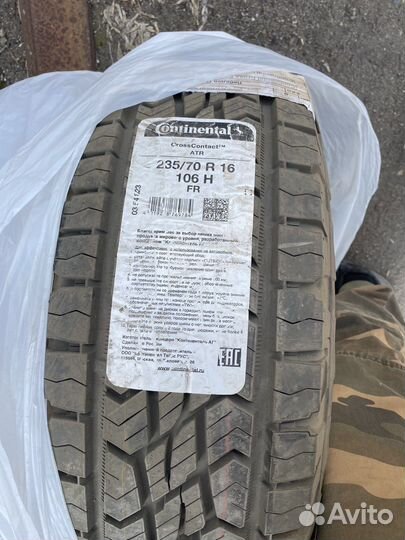 Continental CrossContact ATR 235/70 R16 106H