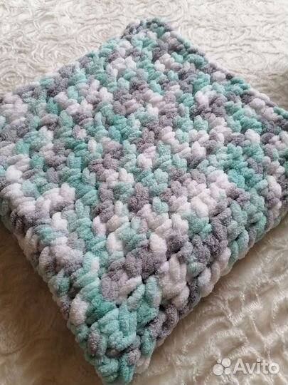 Плед детский вязаный, ручная работа