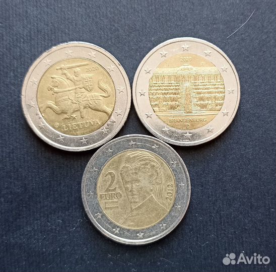 Юбилейные монеты