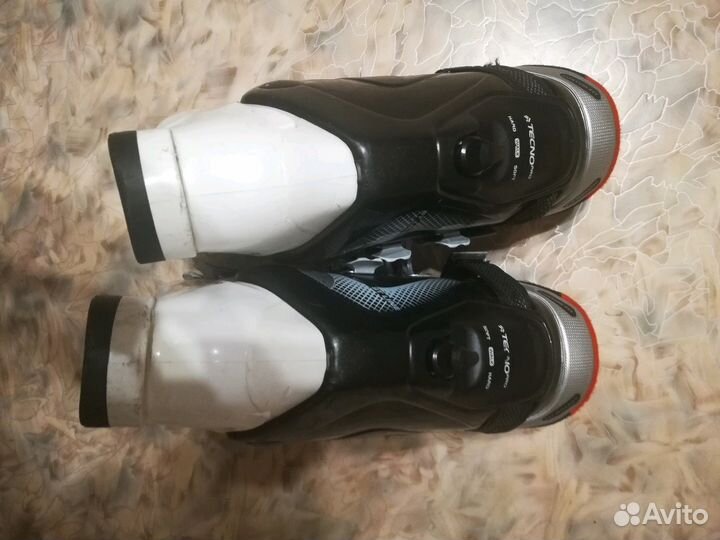 Горнолыжные ботинки