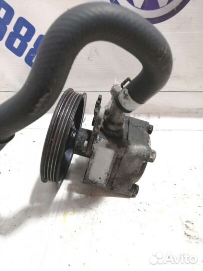 Насос гидроусилителя руля Nissan Almera N16 QG15