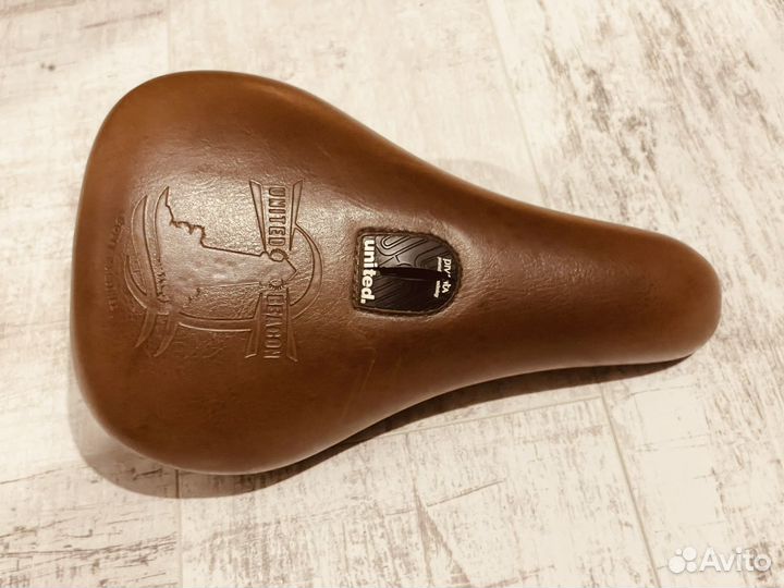 Седло United. Corey Martinez