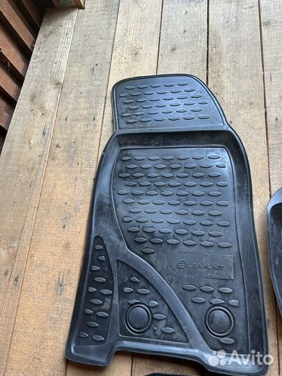 Коврики резиновые Нива Бронто