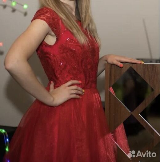 Вечернее платье