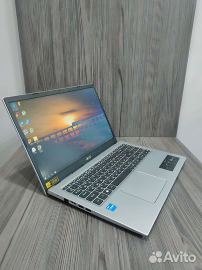 Новый шустрый ноутбук Acer