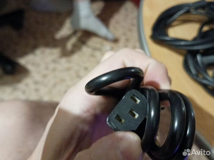 Кабель питания для монитора