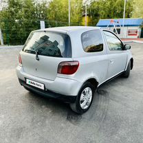 Toyota Yaris 1.0 MT, 2000, 320 000 км, с пробегом, цена 195 000 руб.