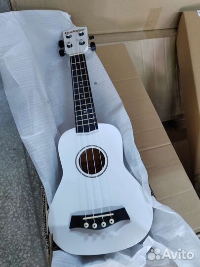 Укулеле Бу 023