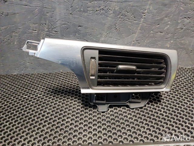 Дефлектор воздушный передний левый Audi A6 C7 cdnb