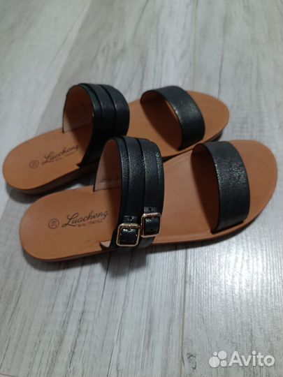 Шлепанцы женские 39 р. новые