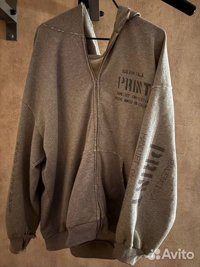 Balenciaga handjet print