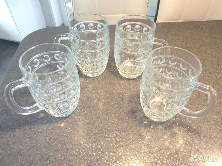 Пивные кружки и бокалы