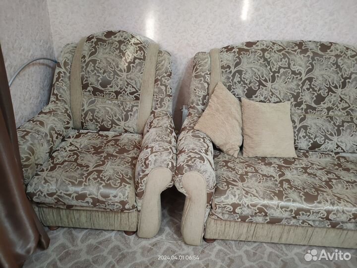 Угловой диван бу