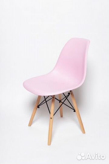 Стул розовый