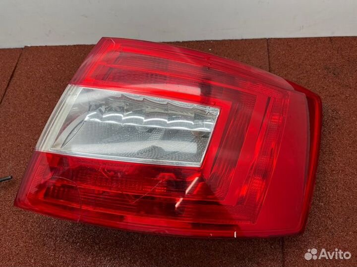 Фонарь задний правый Skoda Octavia A7 2014-2020