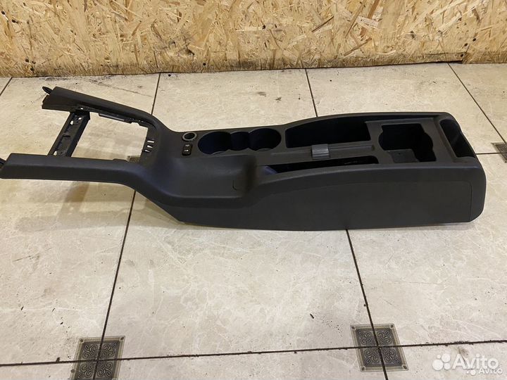 Консоль тоннеля Skoda Octavia А5