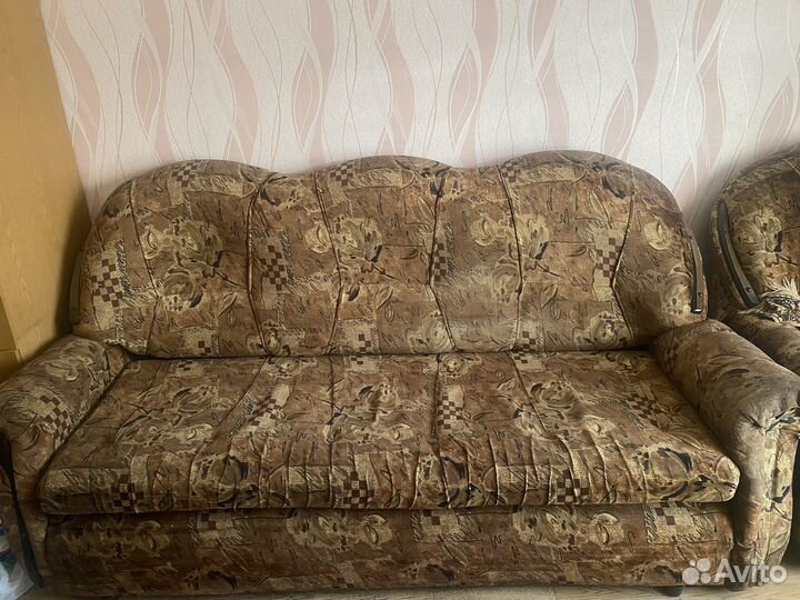 Диван и кресло