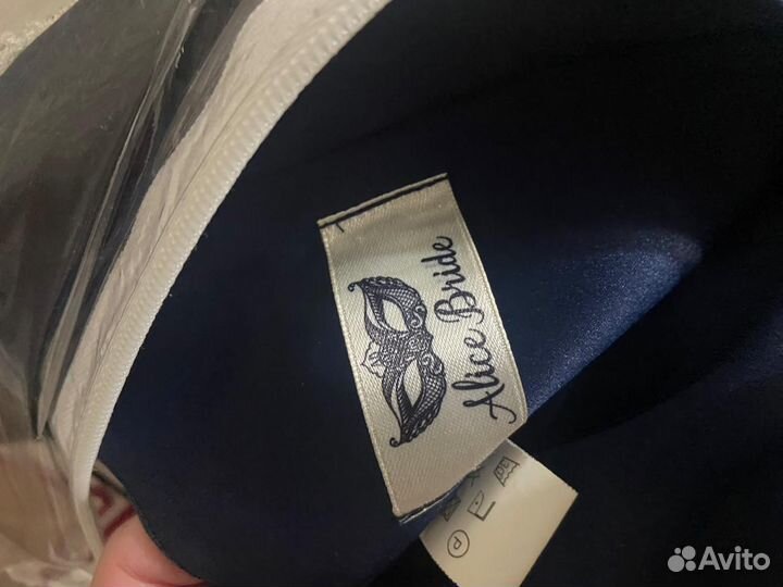 Вечернее платье в пол 42 44