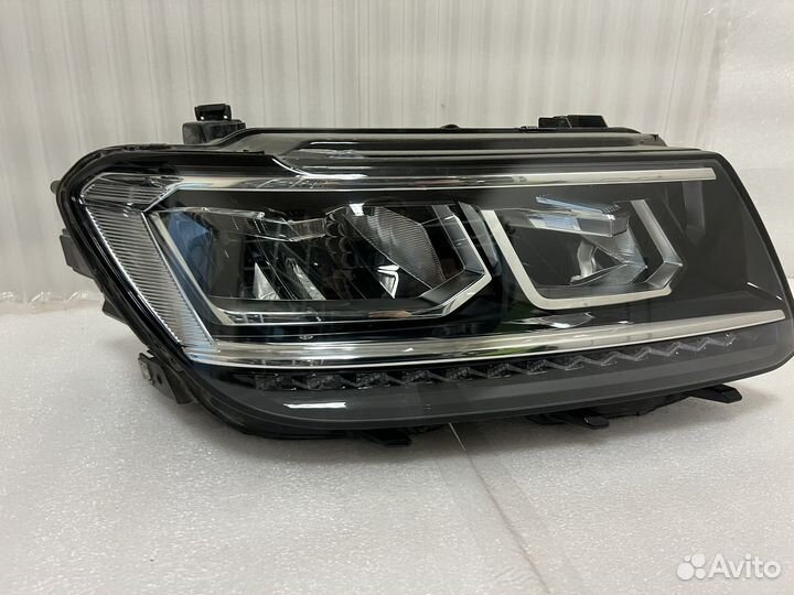 Правая фара VW tiguan 2 LED 2016-2020