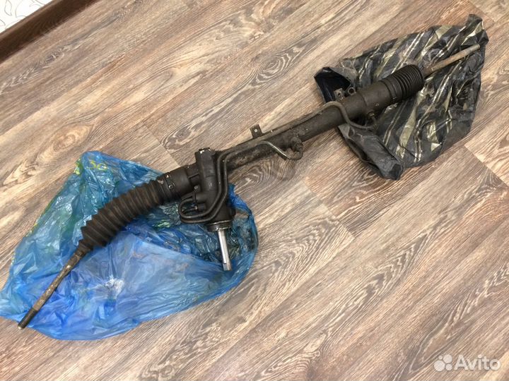 Рулевая рейка на Опель Астра Н