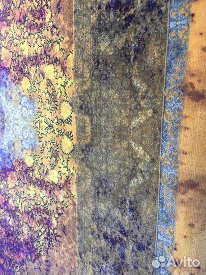 Эксклюзивный,роскошный ковёр.Размер 1.5 на 2.25