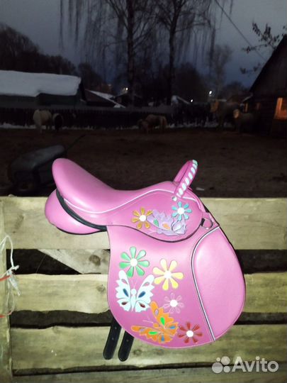 Седла на лошадей и пони, с ручками