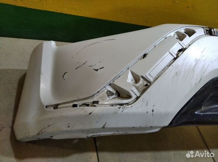 Спойлер переднего бампера Toyota Land Cruiser 200