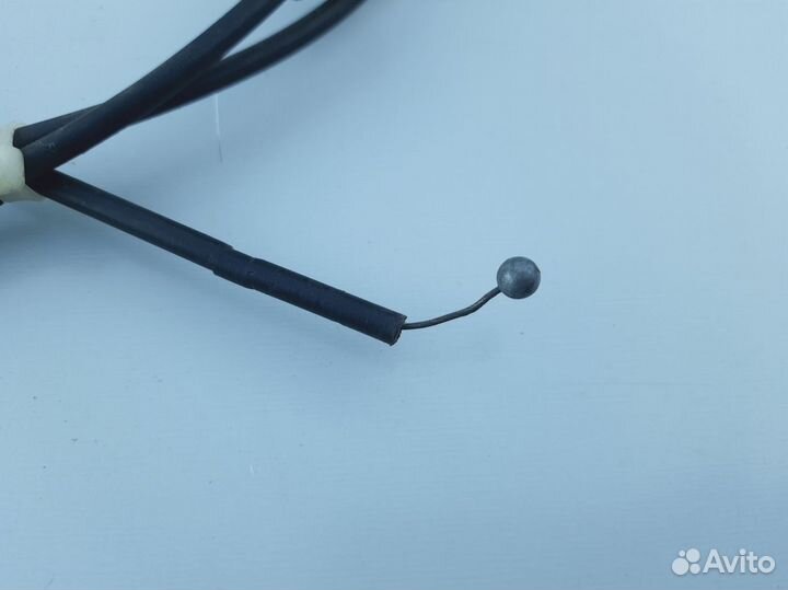 Трос открывания капота Форд Фиеста Фьюжин