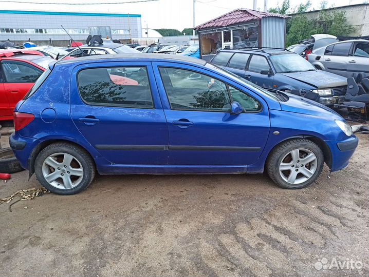 Разбор на запчасти Peugeot 307