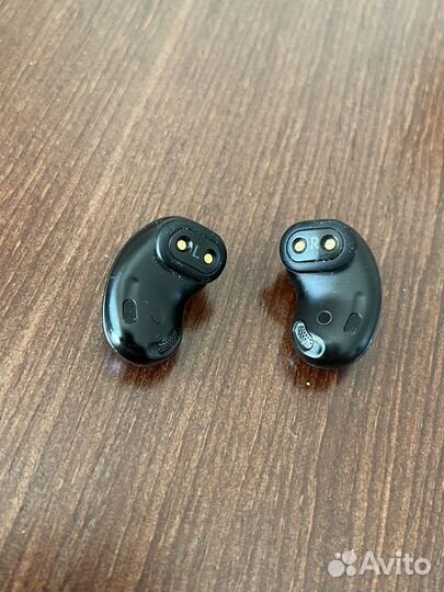 Наушник samsung galaxy buds live black левый