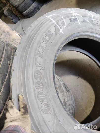 Грузовая шина бу 315 70 R22.5 Goodyear