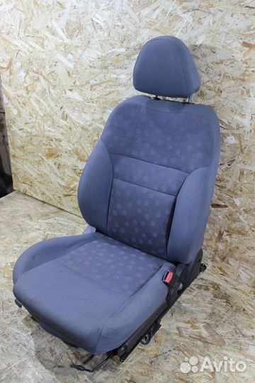 Сиденье переднее правое Nissan Primera P12E