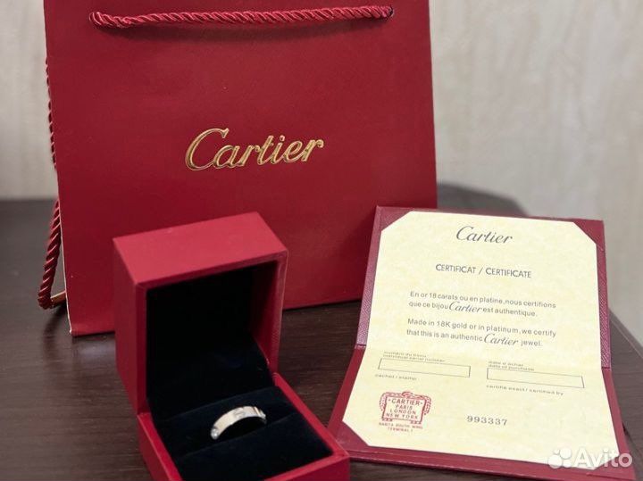 Кольцо Cartier Love 18 размер