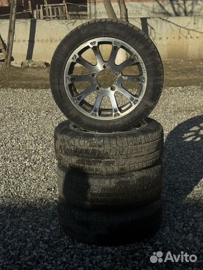 Колеса Нива