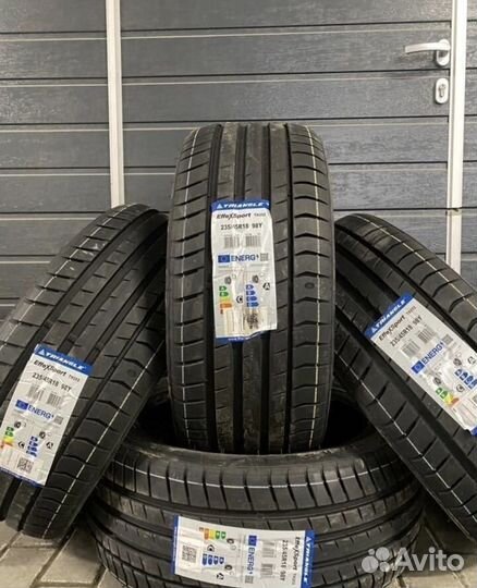 Triangle EffeXSport TH202 215/55 R18 99W