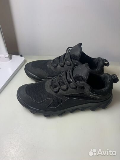 Кроссовки Ecco gore tex