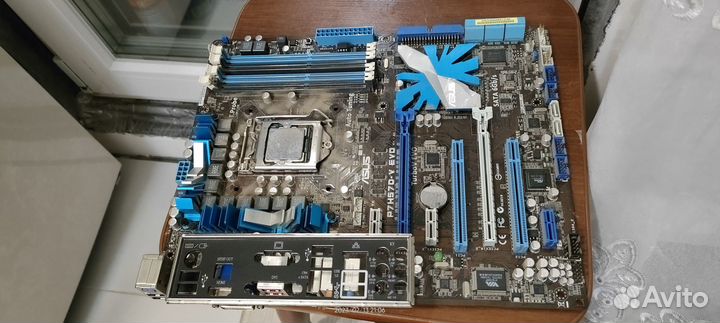 Материнская плата с процессором i3