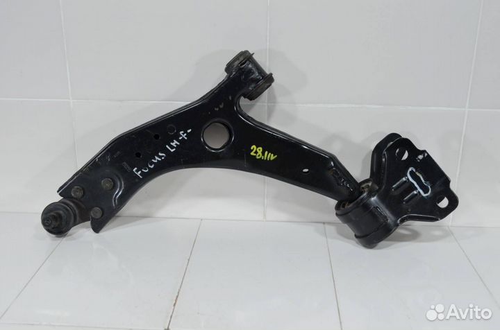Рычаг нижний передний левый Ford Focus 3 2011+