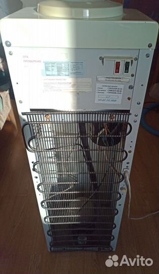 Кулер для воды напольный Aqua Well