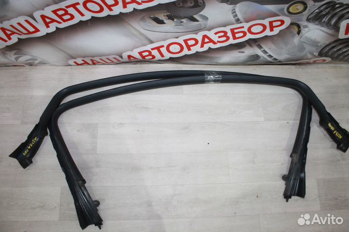 Уплотнитель opel astra gtc j