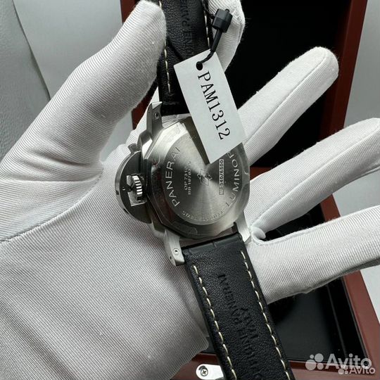 Panerai Luminor Marina часы