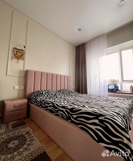 Дизайнерская кровать