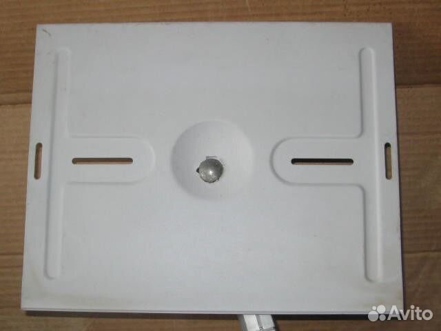 Подставка для ЖК -панели, монитора навесная